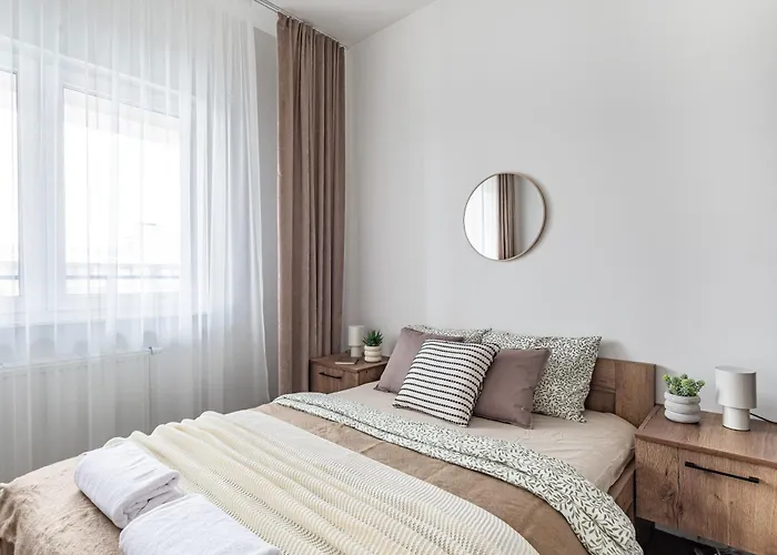 Nadbrzezna Ac By Mia 马佐夫舍地区奥扎鲁夫